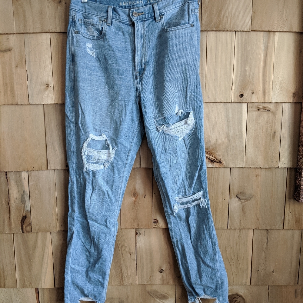 American eagle mom jeans